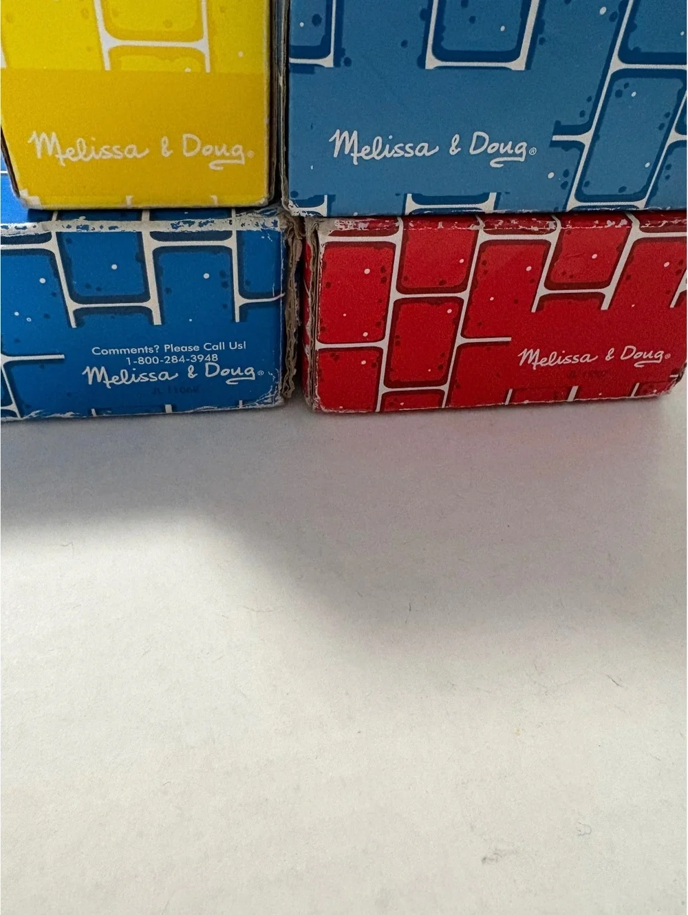 Melissa & Doug cardboard bricks set of 17
